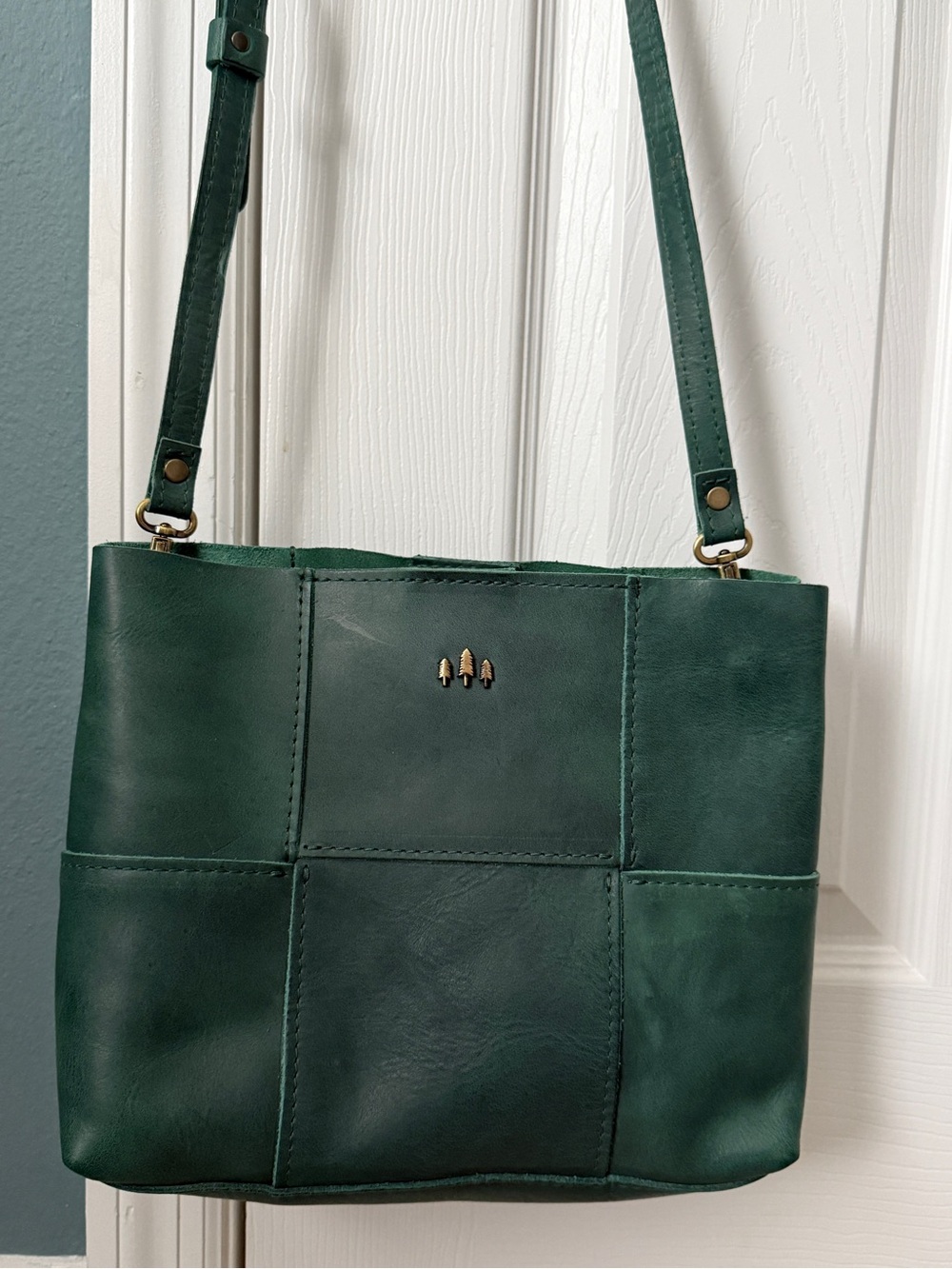 Green Leather Bag with Tree Accent